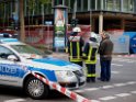 Ausleger vom Mobil Kran abgerissen Koeln Schaafenstr Habsburgering P035